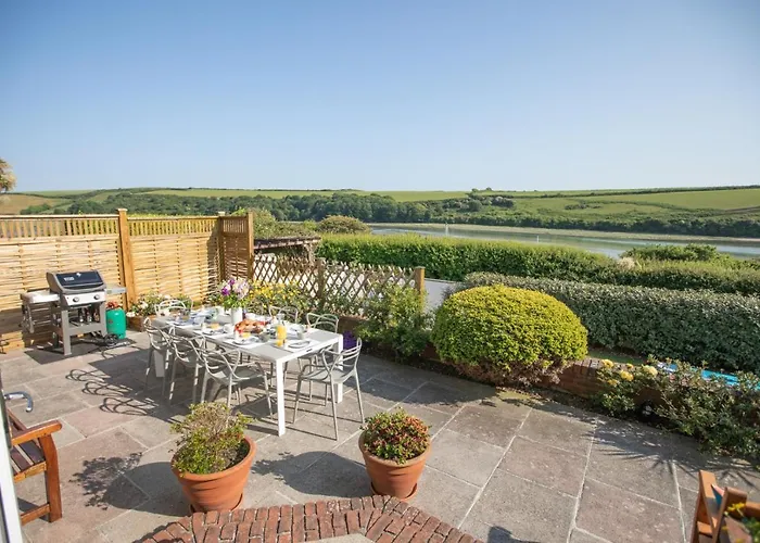 Newquay Tamarisk Lodge On The Gannel